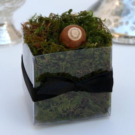 Single Front Black Bow - No Lid