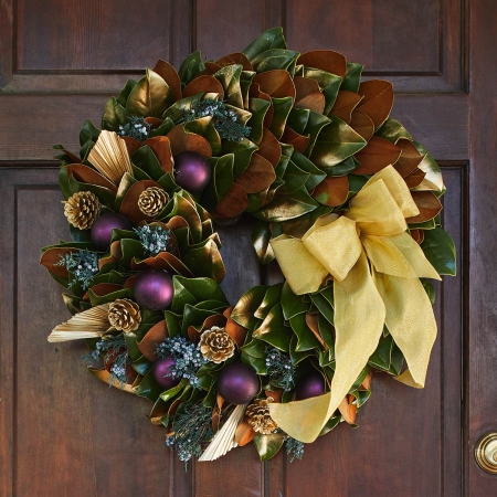 Royal Winter Nights Wreath